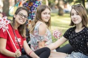 Studenti jazykového letního programu pro mládež na škole ILAC Vancouver v Kanadě